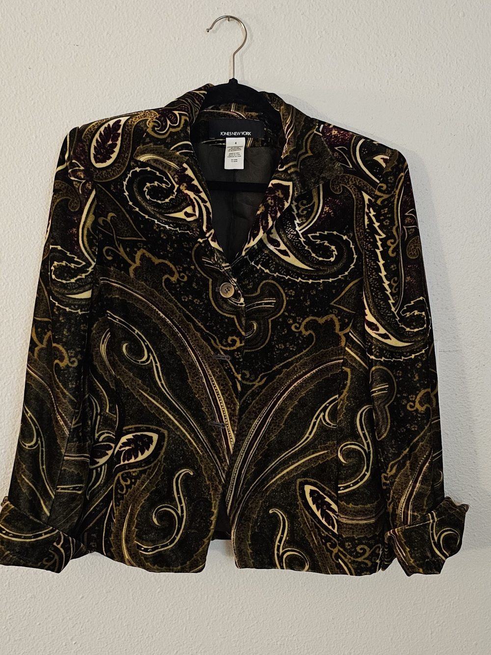 Jones New York Velvet Paisley Blazer in Black and Gold